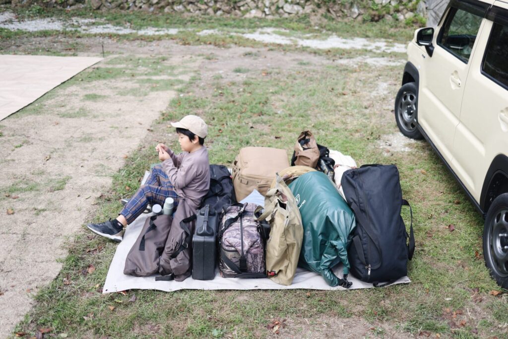 キャンプ道具の積載方法！荷物もキャンプ用品もスマートに車へ収納するのコツを一挙公開 - Arizine アリジン