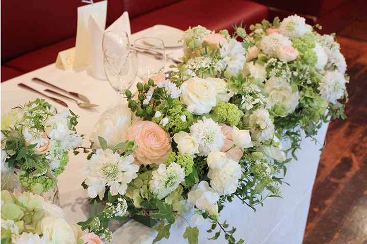 会場装花実例集♪公式 南蔵王・聖ペトロ教会福山市のチャペル結婚式場