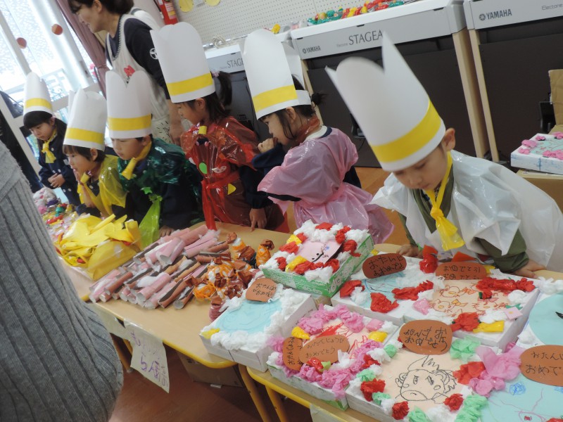 ♪たのしいようちえん♪ 幼稚園の製作♪