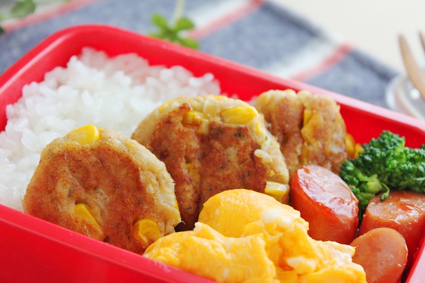 隙間埋めにも便利！とうもろこしのお弁当レシピ 絶対役立つ厳選10選 - macaroni