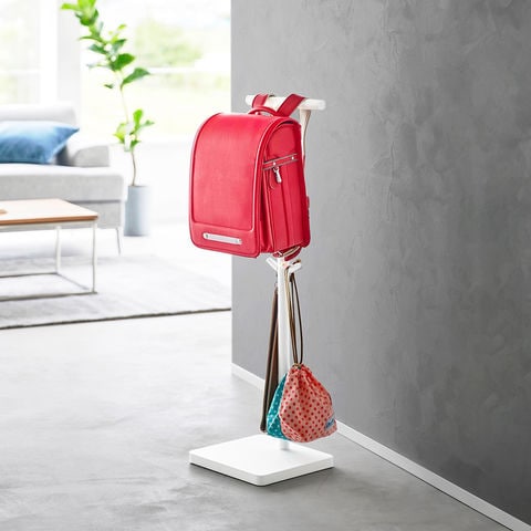 もう床に散らからない！ランドセルやリュックをかけるだけ収納くらシェア