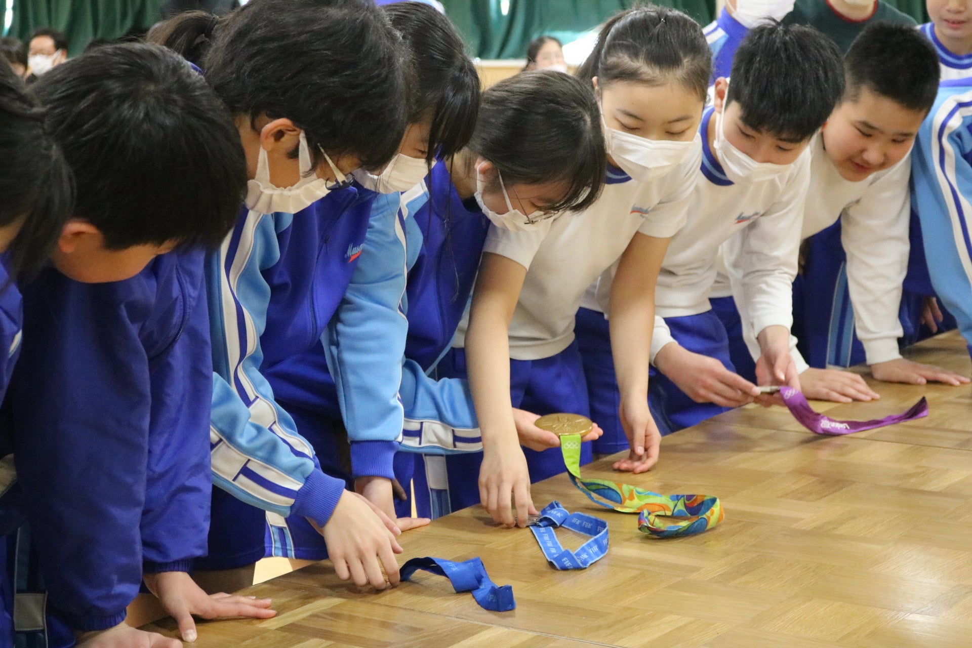 レスリング金メダリスト登坂絵莉さんと総合格闘家 倉本一真さん夫妻のリアル子育て。子どもがのびのび育つには「見守り」が大切HugKum はぐくむ