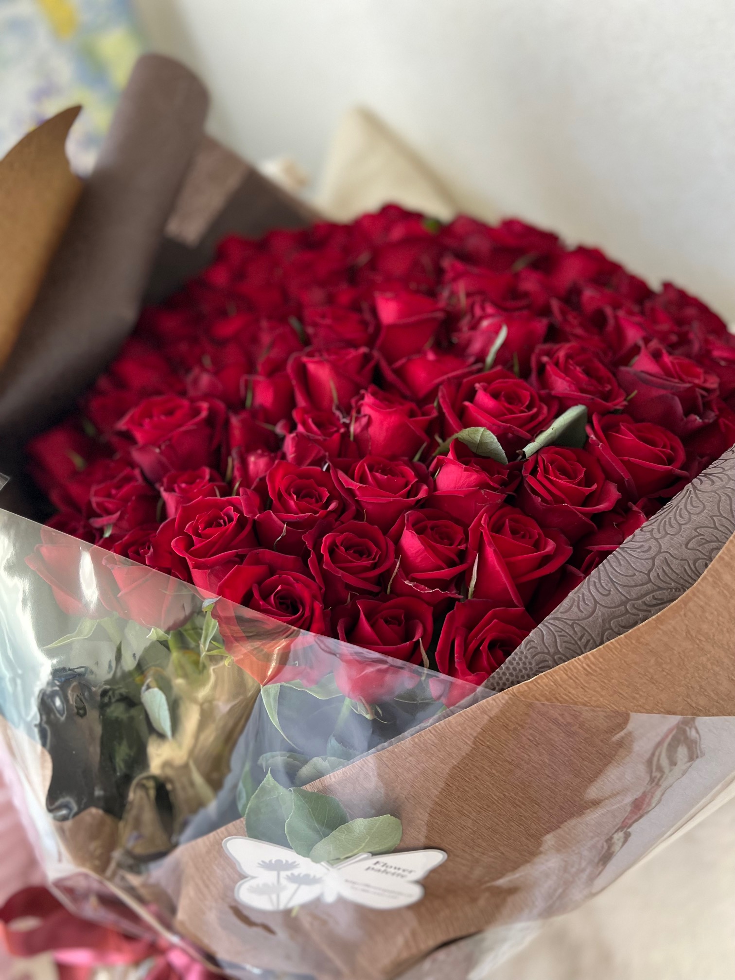 失敗しないプロポーズの花束選びのコツ。バラの本数ごとの意味や渡し方など青山花茂BLOG