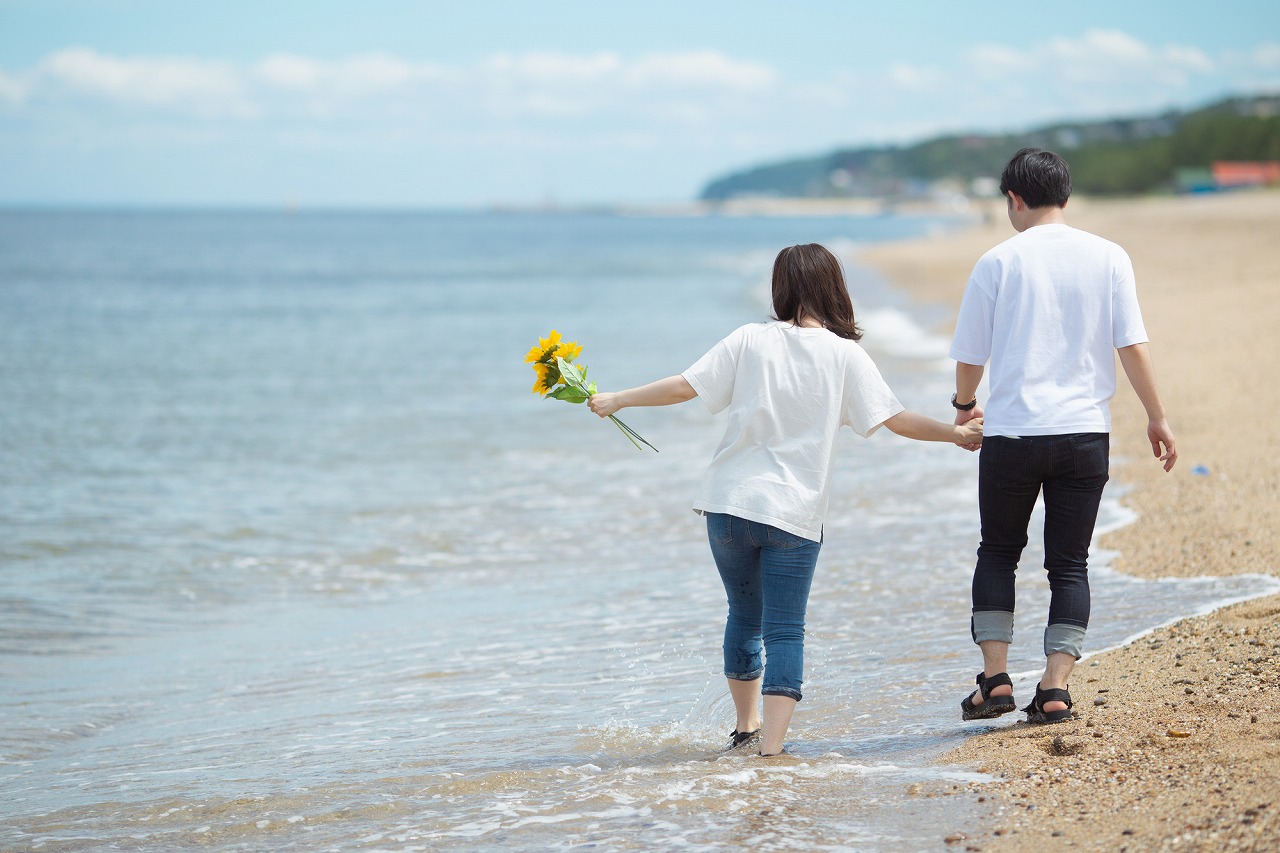 ペアウォッチ カシオ Gショック ベビーG 定番スクエアモデル ペアコーデ 恋人 夫婦 友達 小型 薄型 ミドルサイズがちょうどいい ファッションカジュアル スタイリング メンズ 父の日 レディース 母の日 腕時計 手表 デジタル ランキング お祝い -ペアウォッチ