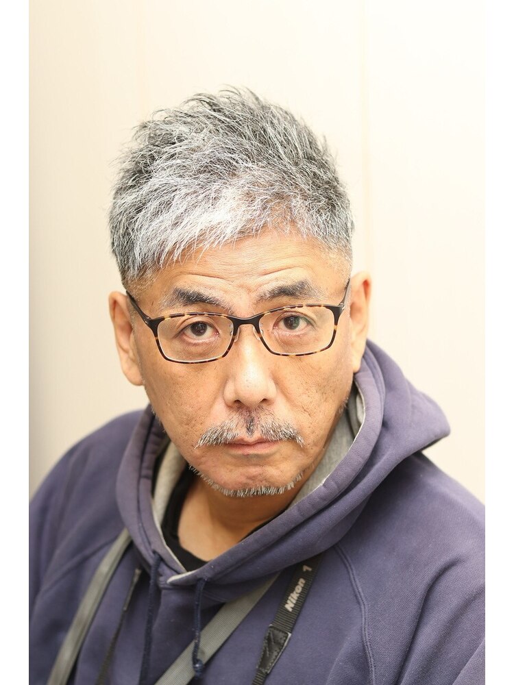 60代の清潔感があるかっこいいメンズスタイル16選やってはいけない髪型3つも解説