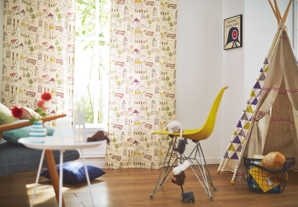 子ども部屋のカーテンはトレンドのジグザグ柄愛知県名古屋市のオーダーカーテン専門店カーテンハウスシルクみどり店