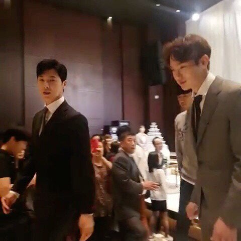 ユ・ヨンソク＆キム・ジウォン、熱愛4年目？ 所属事務所「事実無根だ」 - ライブドアニュース