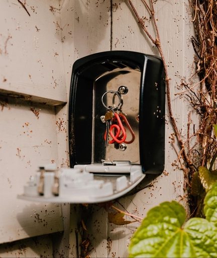 キャプテンスタッグ×コロナ 石油ストーブ SZ-32CS ダークグリーン-キャプテンスタッグ公式オンラインストア