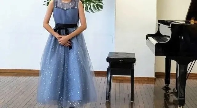 ピアノ・バレエの発表会の服装って？他のママからも褒められる上品きれいめコーデNiau ニアウ