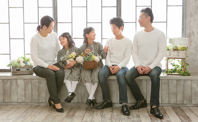 年賀状の文例 - 家族ぐるみの付き合いの方へ-年賀状プリント決定版 2026