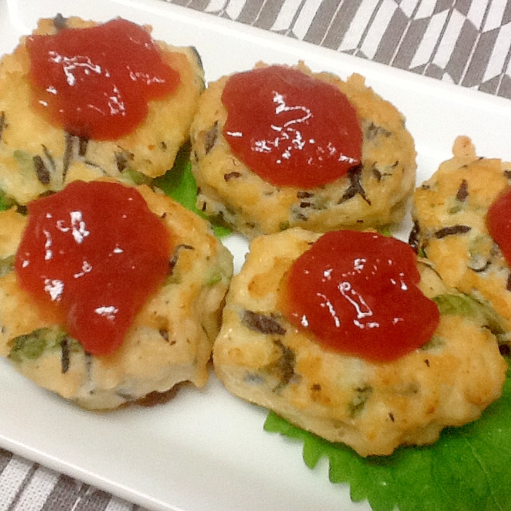 子供も大好き！チーズとはんぺんのふんわり鶏つくね♪