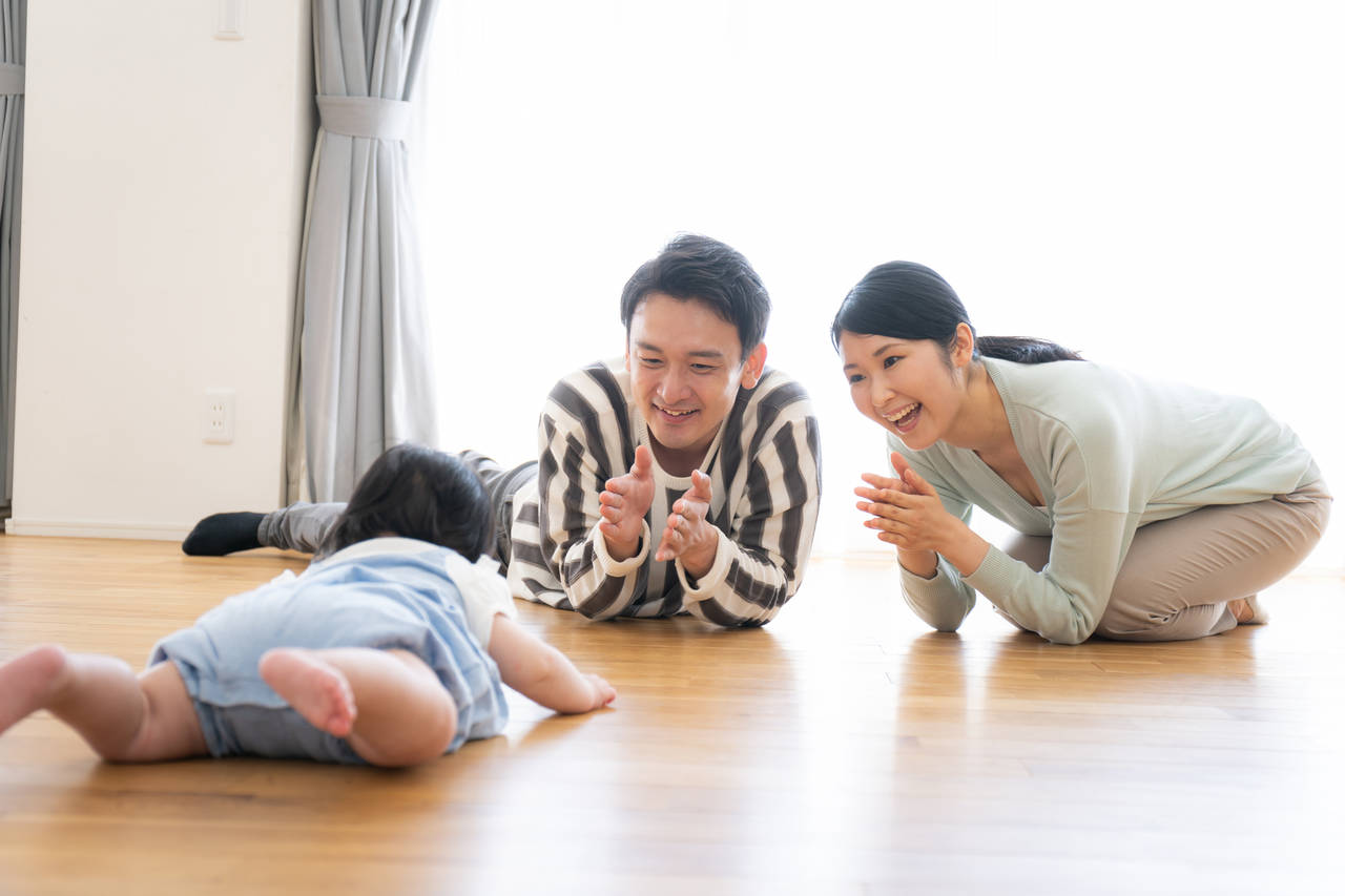 ウォータープレイマット 知育玩具 赤ちゃん 腹ばい練習 空気注入口 水注入口 角丸