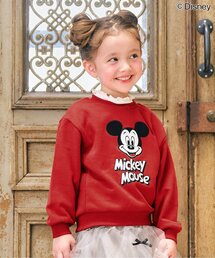 赤を多めに取り入れて印象を新しくする、定番スウェットコーデ マイスタンダードブックスタンダードファッションFUDGE.jp