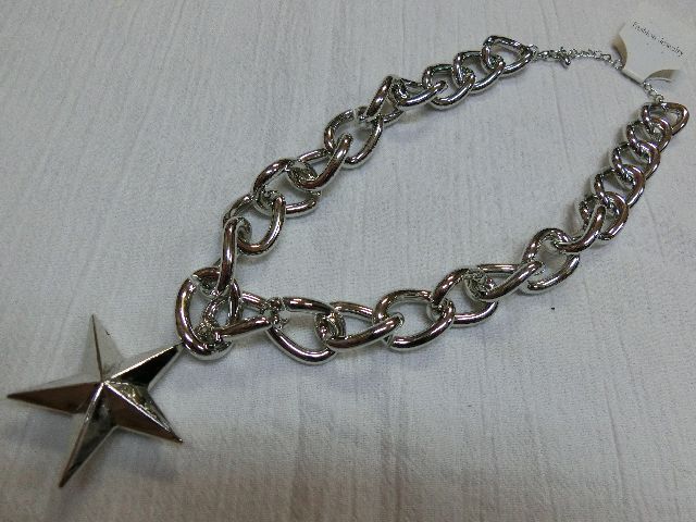 ヒップホップダンス ダンサーに人気のアクセサリー13選！選ぶポイント・ │ dancers.link