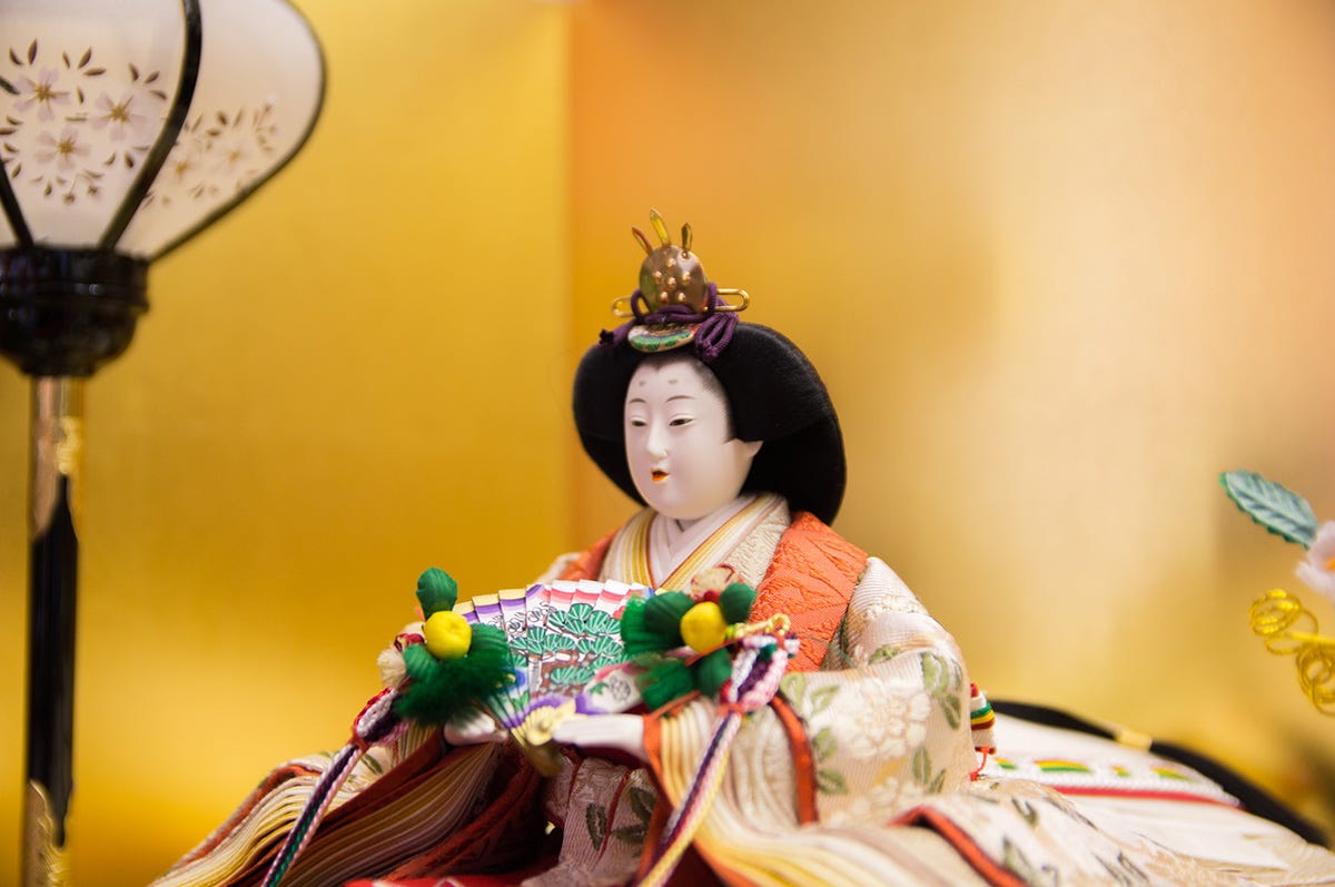 お雛さまの飾り方とご注意点 – TSURUTO
