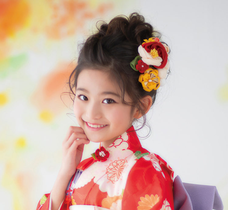 2025年最新版 7歳の七五三におしゃれで可愛い髪型20選！35スタイルを紹介 - 七五三,成人式,フォトウエディングの撮影なら阿部写真舘 茨城プレイアトレ土浦店へお任せ