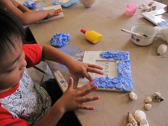 手作りプレゼントに♪1日で簡単にできる「写真立て」の作り方4yuuu