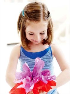 ピンなしでできる浴衣ヘア👘 こうも暑いと、ダウンスタイルとかもうほんと、ほんと無理だよね😇 早く秋よ来い〜2歳さんのヘアアレンジヘアアレンジ女の子ヘアキッズヘアアレンジ浴衣ヘア