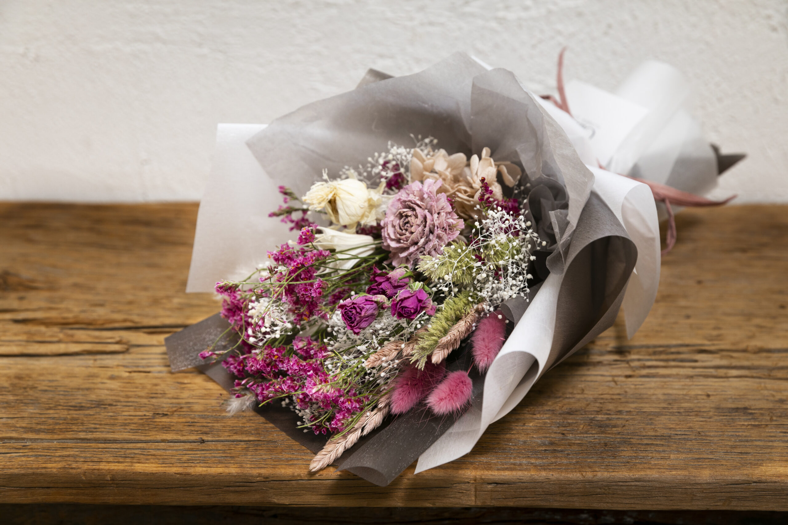 ドライフラワーは縁起がよい?お祝いにドライフラワーって?振袖髪飾りにも流行中! - ファーストステージ 伊丹店