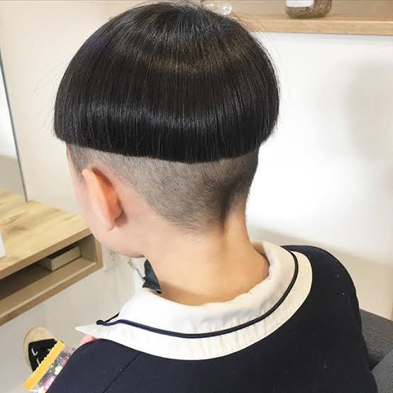 キッズカット男の子キッズカット坊ちゃん刈りカットお利口さん延岡市rococorococohairロココヘアー延岡市美容室延岡美容室キッズルーム完備家族で通える美容室プライベートサロン完全予約制延岡日向門川