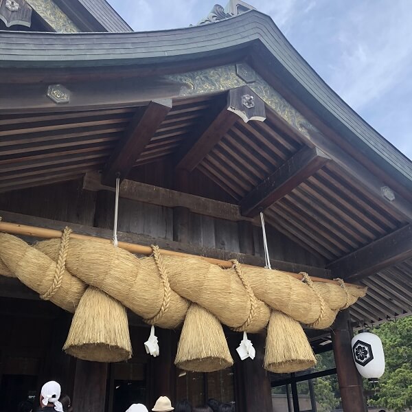 出雲大社近くの結婚式場アンジェグレースガーデン 出雲大社挙式〜セルジュ - YouTube