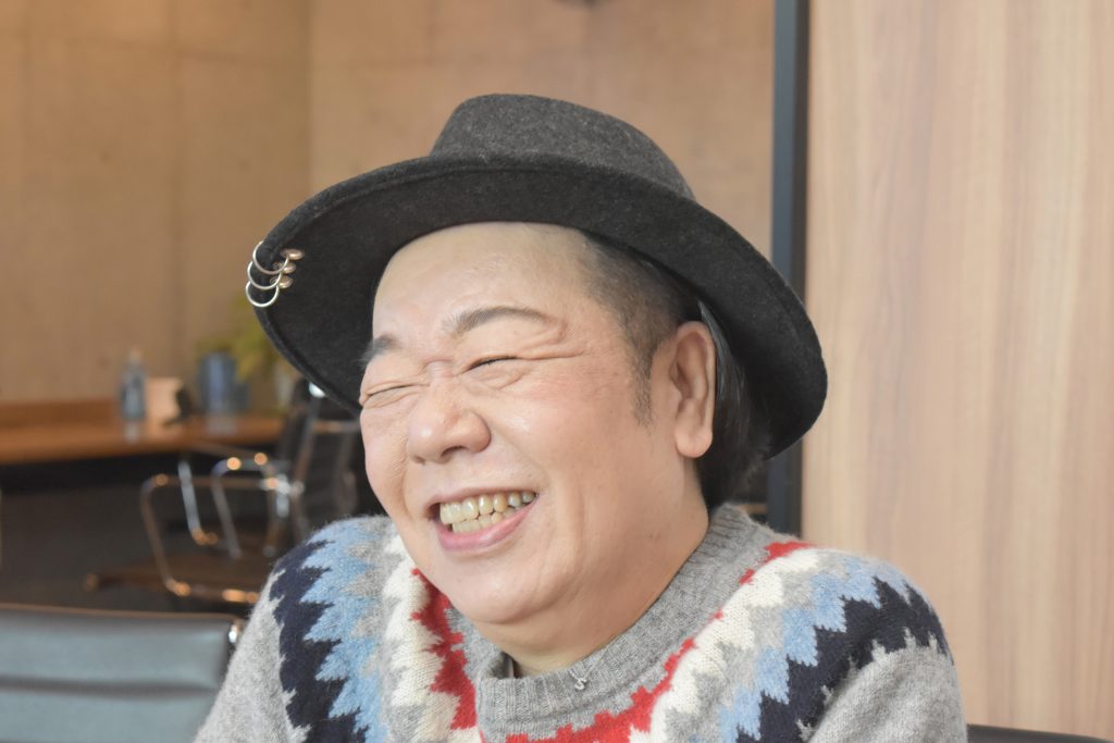 愛犬エフとコメを主人公に、漫画で書籍出版。ゴールデンレトリバーと暮らすefrinmanさんのこれまでワンクォール