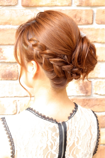 結婚式参列ヘアセット✨,アップヘア アップヘアアレンジ まとめ髪 サイド編み込み 編み込みアレンジ結婚式参列ヘアセット 婚礼ヘアセット お呼ばれヘア ドレスヘア およばれヘアアレンジ札幌結婚式