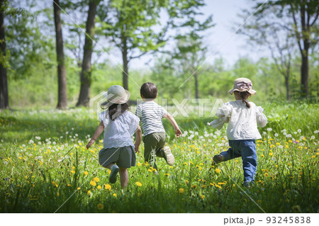 42,600点を超える走る 後ろ姿のストックフォト、写真、そしてロイヤリティフリーの画像 - iStockジャンプ, 走り出す, 希望