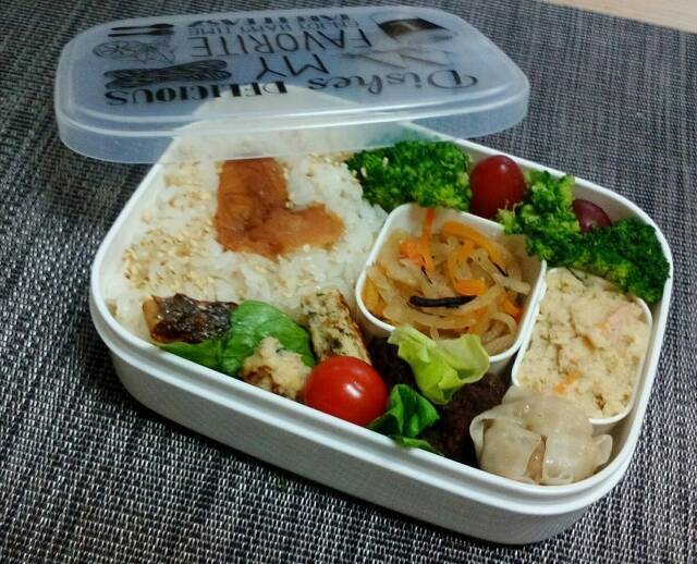 食べないなら貰いますよ♡」と 愛妻弁当 をもらう夫の部下。→ その後も度々渡していて1 2-ftn