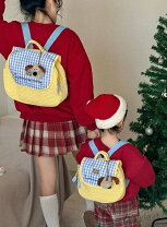 ストーリーに載せたらめちゃくちゃ dmいただいた親子遠足code♥︎ リュックってカジュアルになるから あまり持ってないんだけどemmiの リュックはお洒落で気に入ってる🫰🏻これ2wayでボディバッグにもなるの👀 それもまた可愛い🫶🏻 マザーバッグにもいいしパソコンも