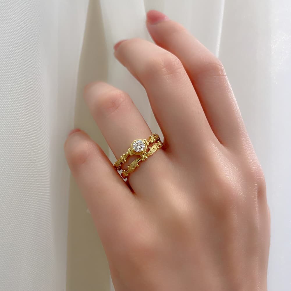 婚約指輪と結婚指輪を重ね付けするための方法 - AniversaryWEB