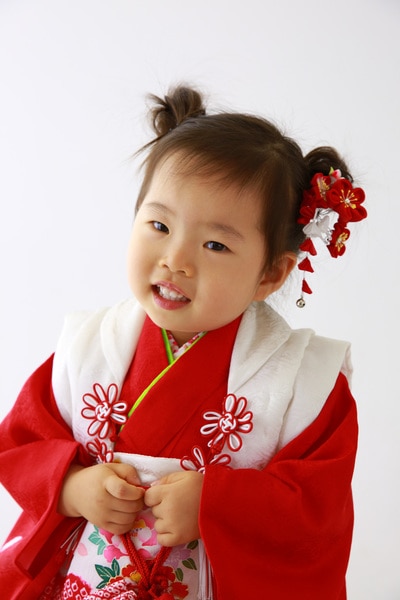 3歳の七五三の髪型で人気のおだんごヘアのやり方を紹介コラムアトリエはるか公式サイト