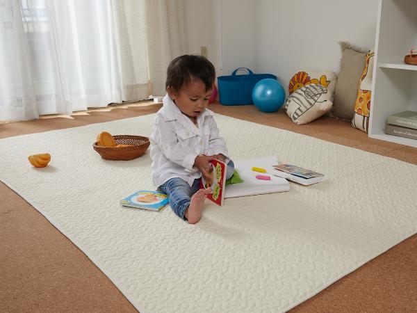 Amazon.co.jp: 無味 プレイマット フロアマット ベビー 赤ちゃん プレイマット 方形 マット シームレスプレイマット 幅 170204cm 衝撃吸収性子供 ジョイントマット キッズスペースでも活躍 病院 幼稚園 保育園用 ストレッチマット 170cm*170cm: ベビー ＆マタニティ