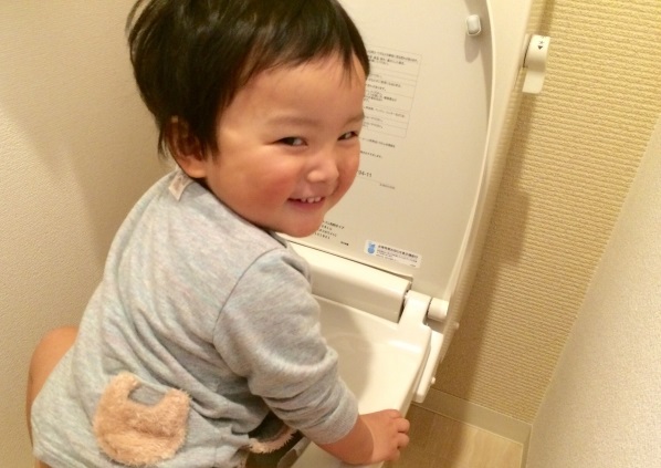 トイレトレーニングはいつから？ 元保育士が保育園でのトイレトレの進め方を解説こそだてまっぷ