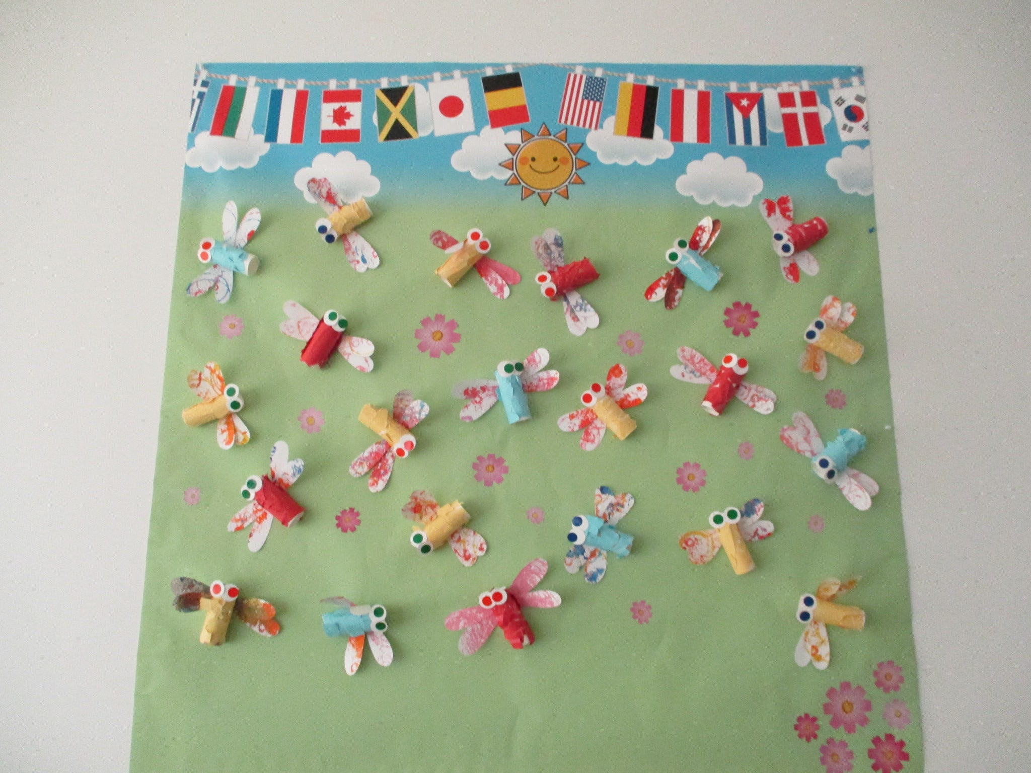 運動会の旗を作ったよ☆虹ぐみやえもん幼稚学園