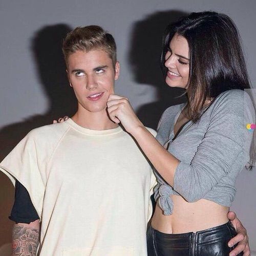 ジャスティン・ビーバーが30歳に！ 母親が赤ちゃん時代の写真を投稿しファン大興奮。妻ヘイリーもラブラブ投稿で祝福 - セレブニュースSPUR