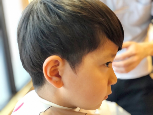 2025年秋 子供に似合うぱっつん前髪のメンズにおすすめの髪型 ヘアカタログ・ヘアスタイル を探す - OZmallビューティ