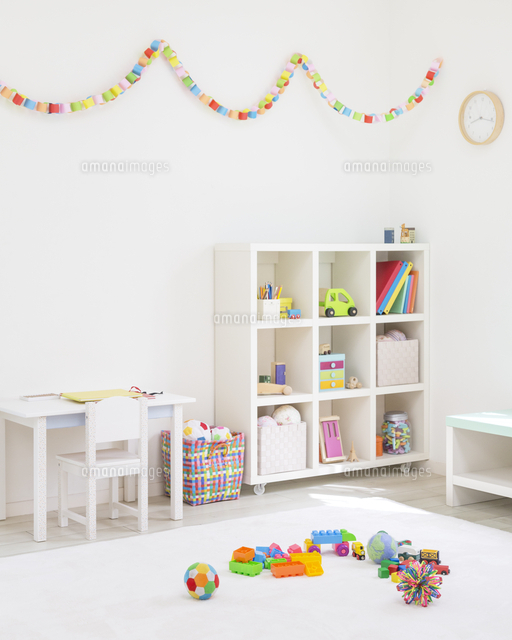 フリー素材 ログハウスの子供部屋 5枚