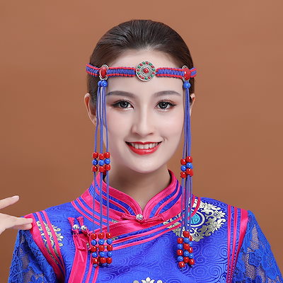 Mongolian woman」の9863点のロイヤリティフリー画像、写真素材、絵Shutterstock
