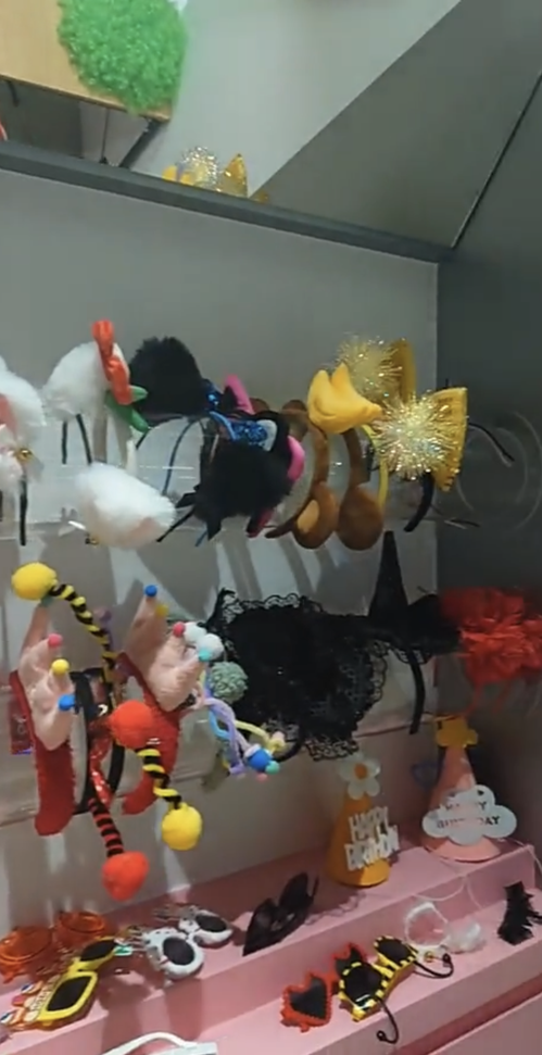 プリクラ飾り方✨ ゆかりのあるモノを使って- YouTube