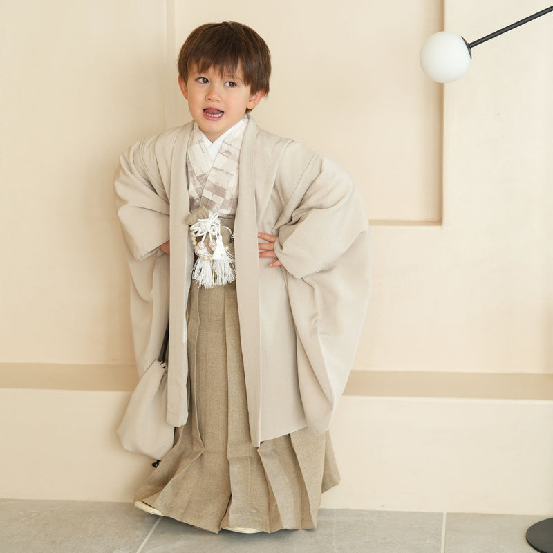 男の子の七五三は袴レンタルがおすすめ！人気の羽織袴デザイン&コーデ こども写真館プレシュスタジオ