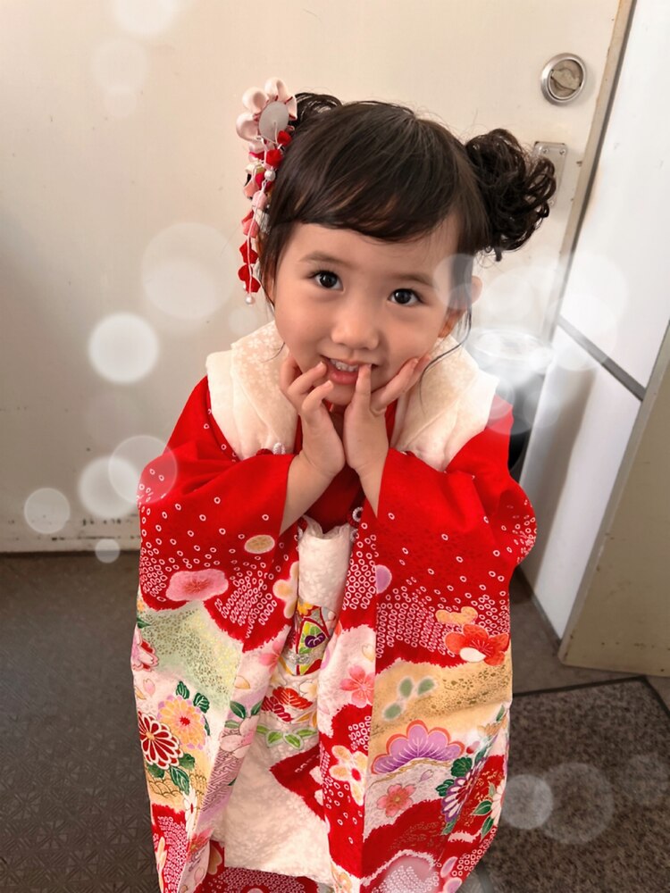 7歳の七五三の髪型ツインテールダウン七五三 髪型, 七五三 ヘアスタイル, 可愛い髪型