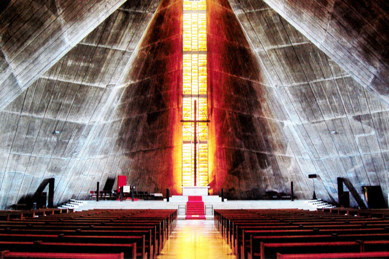 東京カテドラル聖マリア大聖堂 結婚式 ウエディングドレス - ミスサブリナ表参道 MISS SABRINA&CO