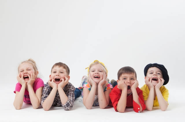 子どもの可愛い写真の撮り方～スマホでかわいく撮るコツ９選～写真家に教わりました！こそだてまっぷ