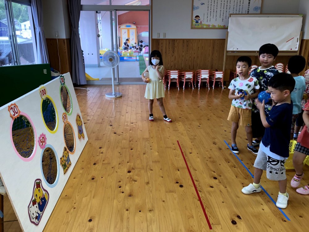 １歳児 夏まつりごっこをしたよ
