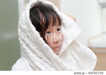 赤ちゃんの髪の毛の乾かし方とは？ドライヤー使用時の注意点も紹介 - teniteo テニテオ