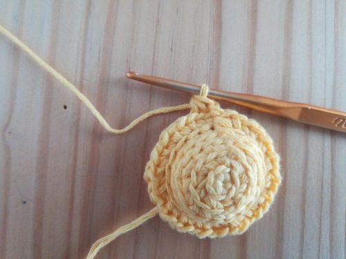 ☆ お人形さんの帽子帽子の基礎ひまわり編み物