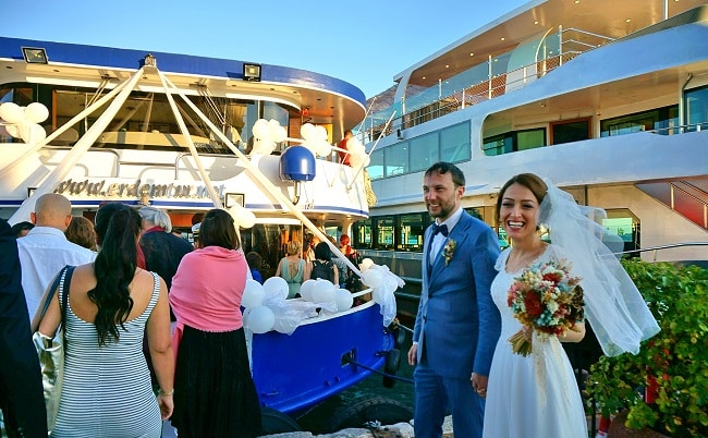 おとぎ話のような風景のトルコ・カッパドキアで特別な結婚式をトルコ共和国大使館 文化観光局のプレスリリース