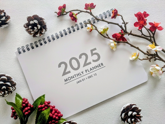 プロポーズ・入籍日選びに迷ったら2025年 月別おすすめカレンダーメリアルーム – MERIA ROOM PROPOSE