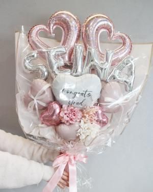 卒業式用花束花屋ブログ大阪府池田市の花屋西冨花園にフラワーギフトはお任せください。当店は、安心と信頼の花キューピット加盟店です。花キューピットタウン